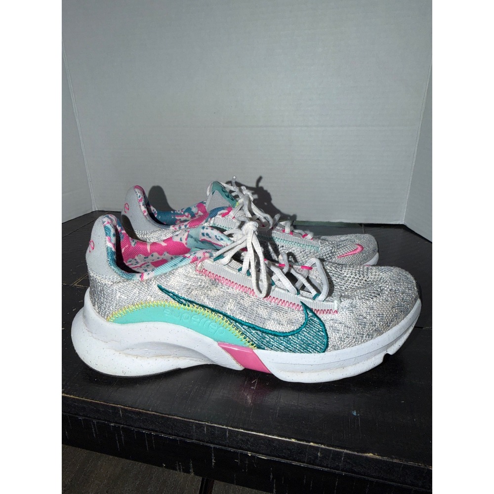 Women's Nike Superrep Cheetah Print Shoes Size 8